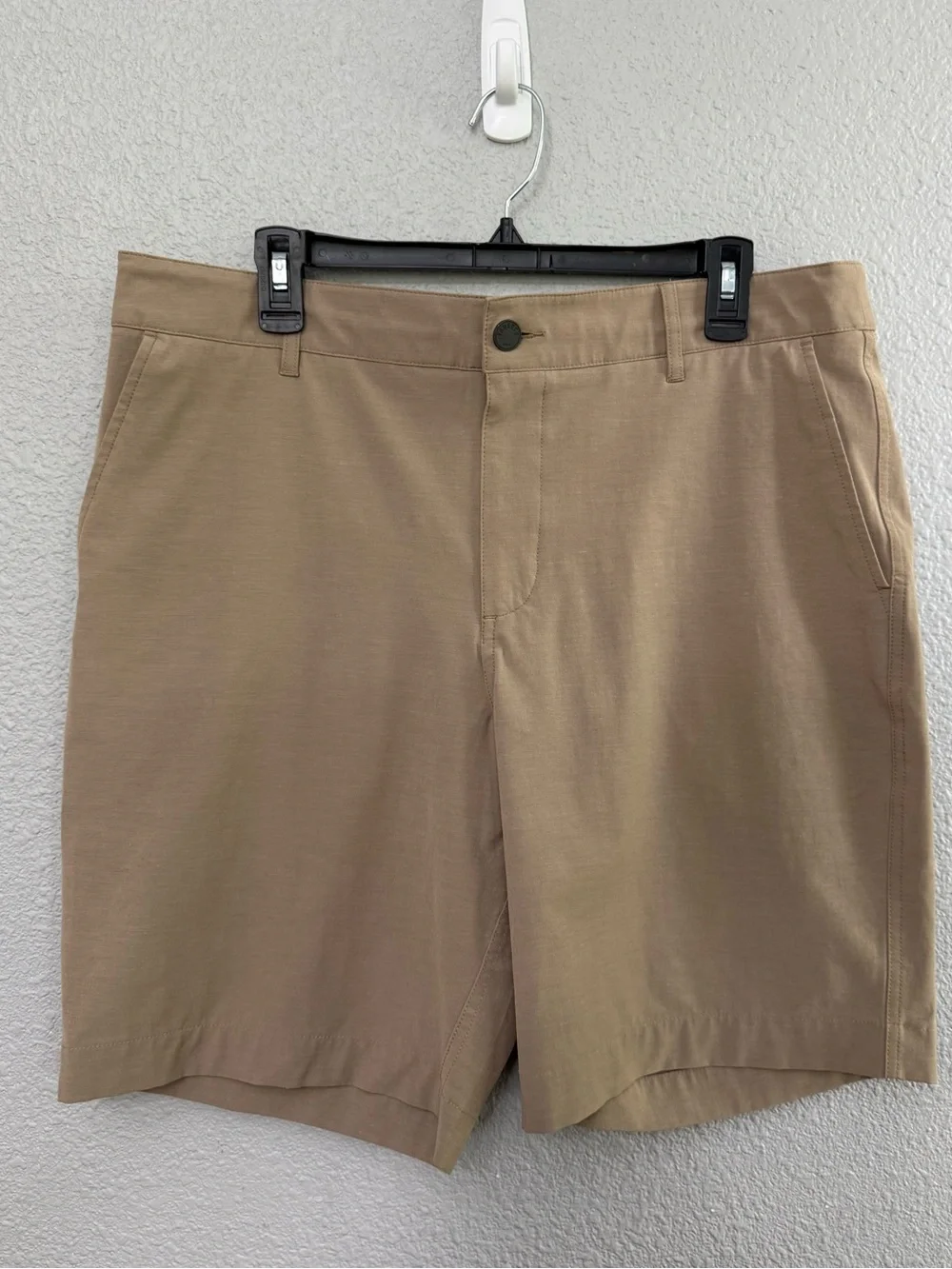 Faherty | All Day Shorts | Khaki | Waist 35” - 9” Inseam